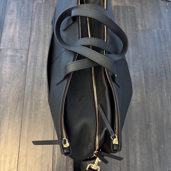 Quince Italian Leather Weekend Bag Black - Picture 3 of 4